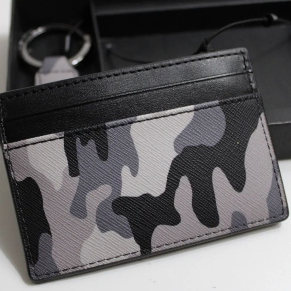 Michael Kors Camo Card Holder & Keychain Boxed Set - Picture 5 of 10